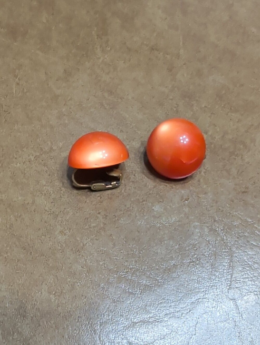 Retro French Bold Orange Round Clip-On Earrings VTG Atomic MCM